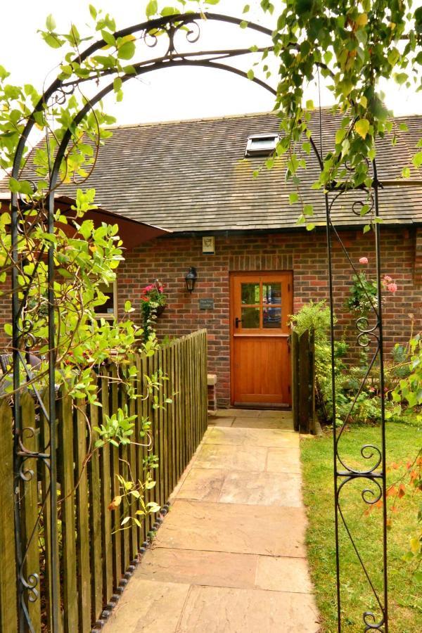 Pine Tree Lodge, Bridgnorth Exterior photo